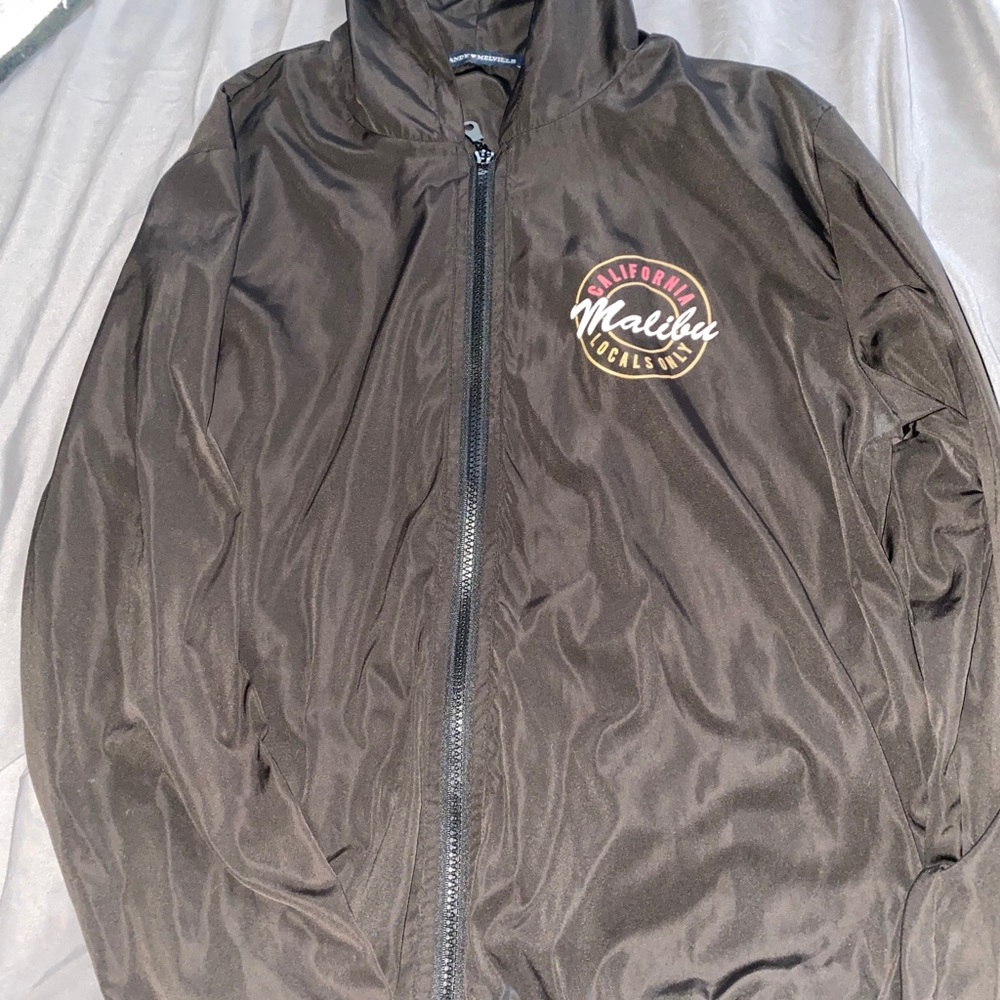 Brandy Melville Windbreaker